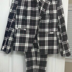 Classic Black and White Plaid Women Suit